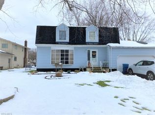 6692 Miller Dr, North Ridgeville, OH 44039