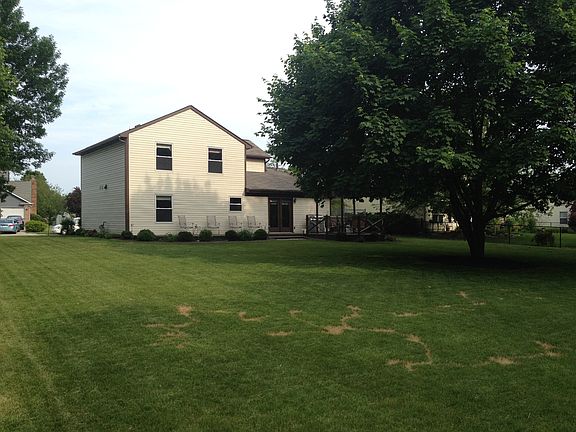 3rd image of 7664 Camberwood Dr