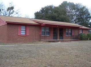 110 Cedarwood Dr, Rockingham, NC 28379