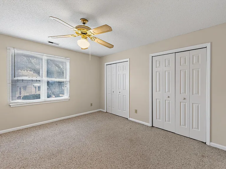 4131 Kaplan Dr — Photo 11