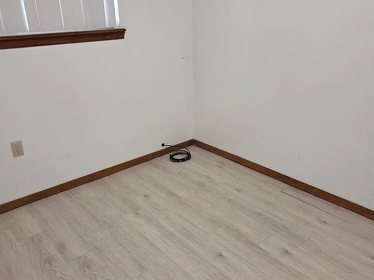 2201 N Main Street 120 Sequoya — Photo 7