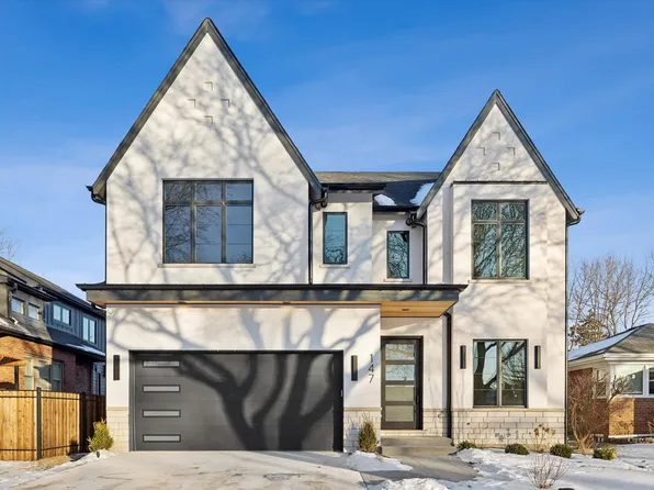 147 N Myrtle Ave, Elmhurst, IL 60126