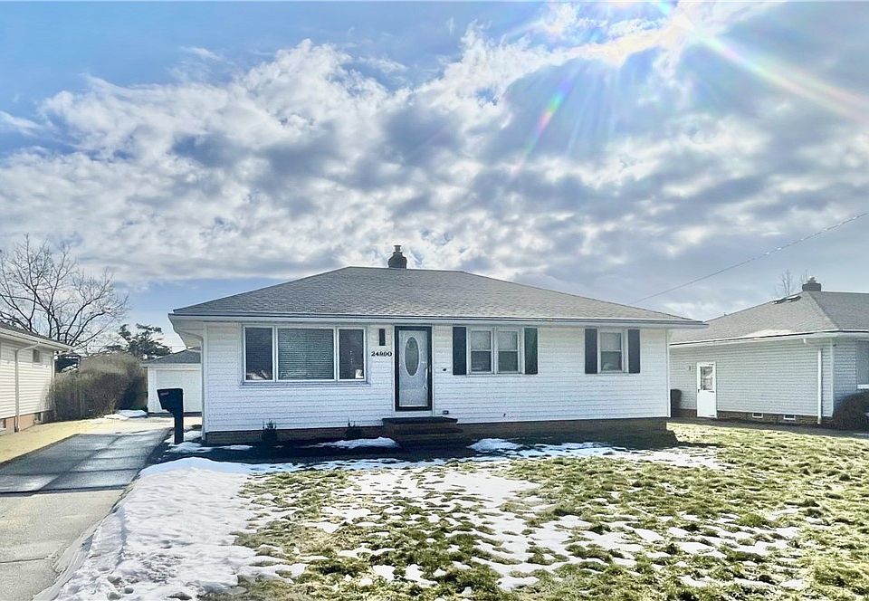 1st image of 24990 Picone Ln