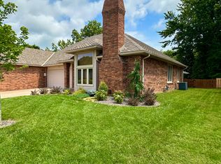 4640 S Stewart Ave, Springfield, MO 65804