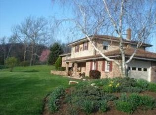 13 Center Rd, Quarryville, PA 17566