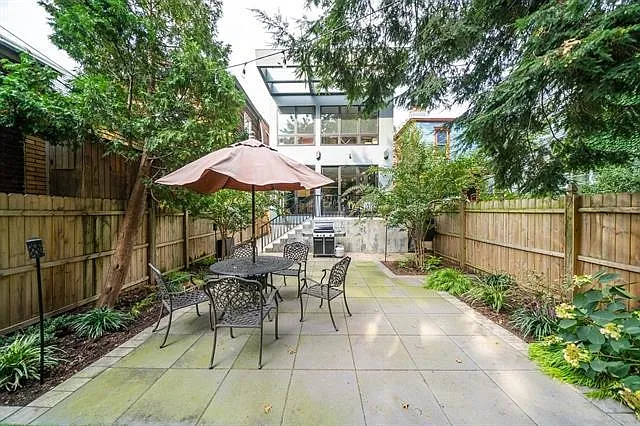 105 Fairview Ave — Photo 45