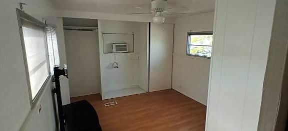 4th image of 1-3301 58th Ave N #1