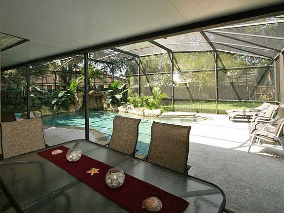 5th image of 2045 Woodbloom Ct