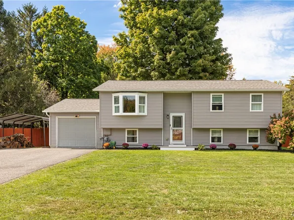 612 Valley Dr W, Chittenango, NY 13037
