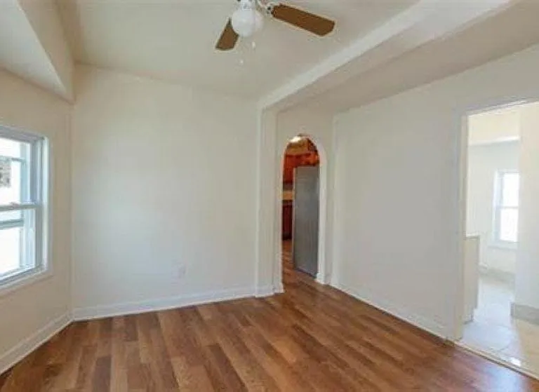 38 N Iowa Ave #2 — Photo 14