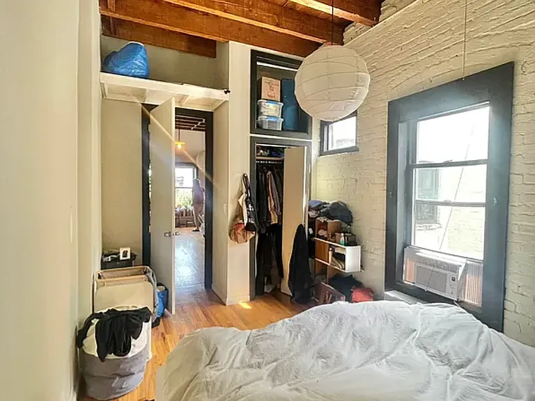 1046 Bergen St #4F — Photo 8