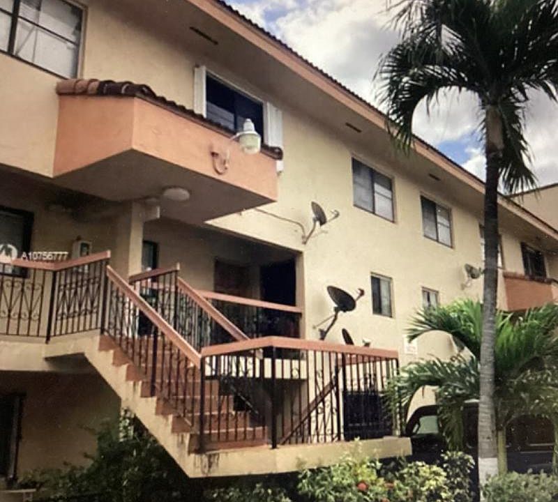 1st image of 5625 W 26th Ct APT 205