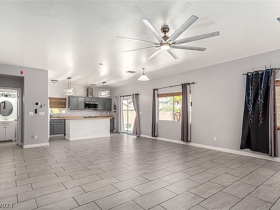 5th image of 6036 Gum Springs St
