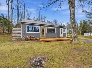 64 Summerset Dr, Arcade, NY 14009