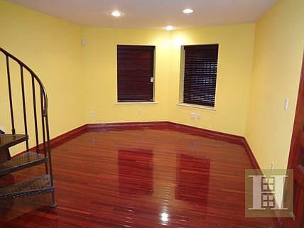 1st image of 266 Hancock St #1