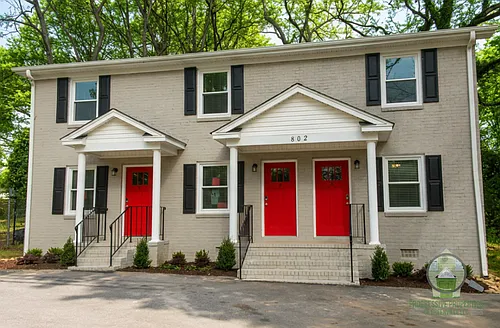 802 Hampton Ave #A Photo 1 802 Hampton Ave #A Photo 1