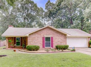 112 Hickory Ln, Clinton, MS 39056