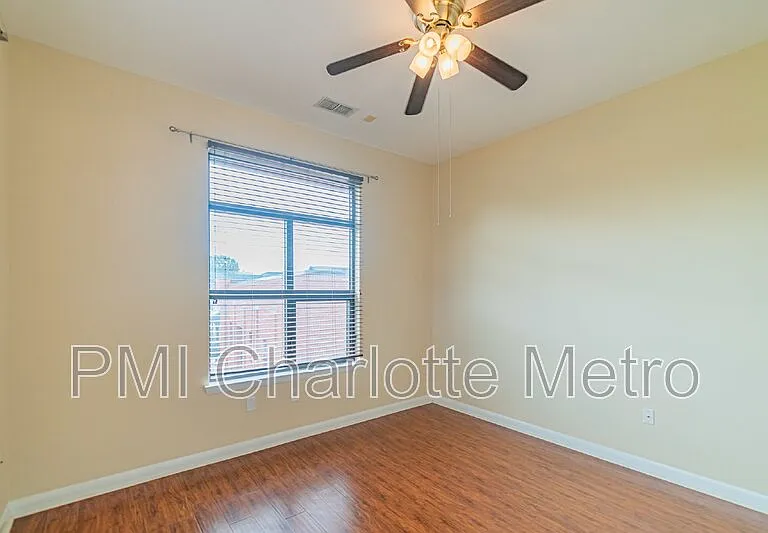 448 New Bern Station Ct — Photo 8