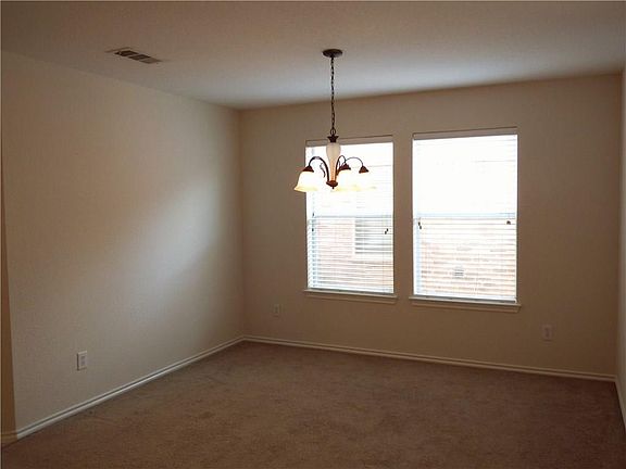 5th image of 10213 Olivia Dr