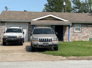 1007 N Kansas St, Springdale, AR 72764