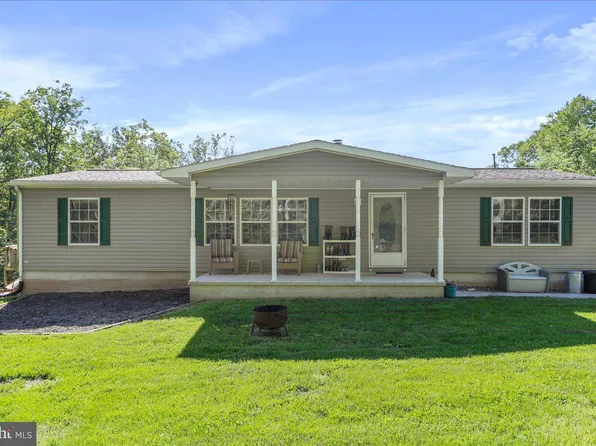6194 Milo School Rd, Great Cacapon, WV 25422