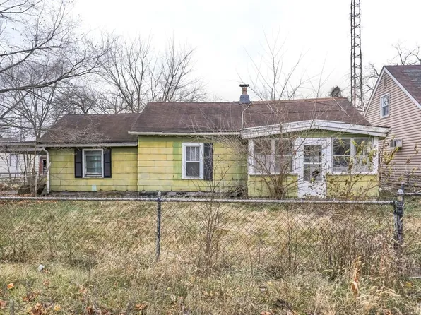 2006 S Brownlee St, Marion, IN 46953