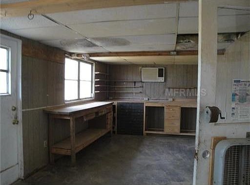 5th image of 1035 60th Ave N