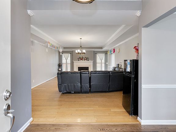 4th image of 408 Sandi Ct