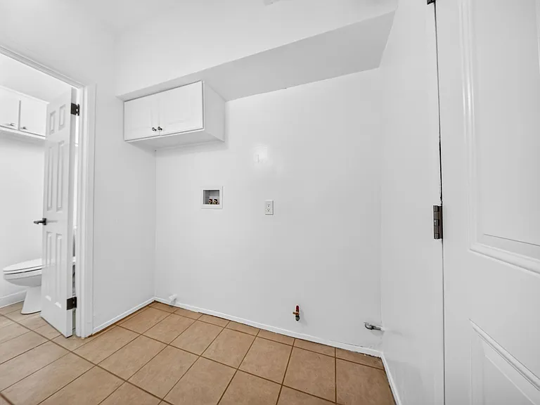 11730-11846 Culver Blvd — Photo 9