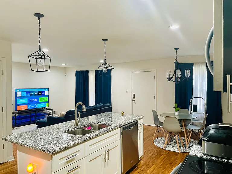 830 Magna Carta Dr NW — Photo 5