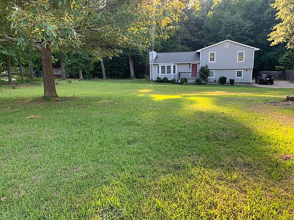 3rd image of 28 Cypress Cir