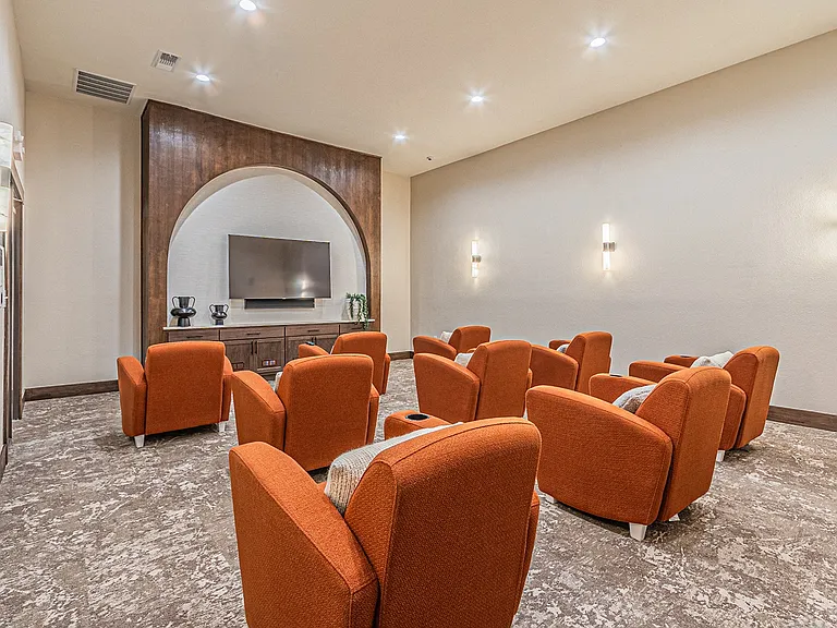Hickory Manor 62+ Apartments — Photo 14