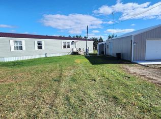 7911 S Derby Rd, Sheridan, MI 48884