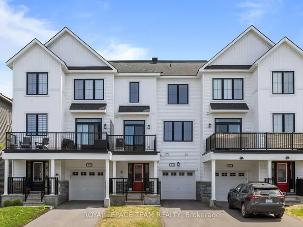 53 Lentago Ave, Ottawa, ON K2J 7A1