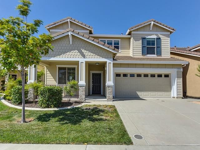 1st image of 216 Perretti Ct