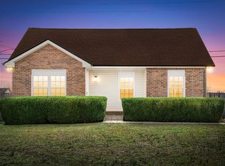 262 Moncrest Dr, Clarksville, TN 37042