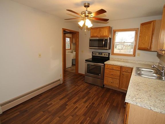 5th image of 21253 Polk St NE