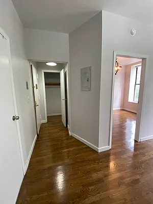 Rented by The Brokerage Group LLC | media 20