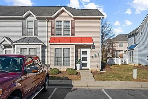 1116 Patrick Henry Pl