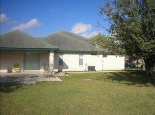 2216 E 29th St, Mission, TX 78574