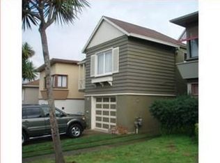 17 Pinehaven Dr, Daly City, CA 94015