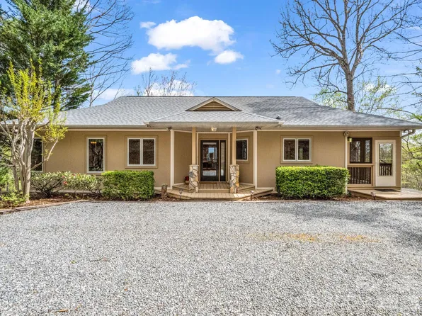 197 Thomas A Edison Rd, Lake Lure, NC 28746
