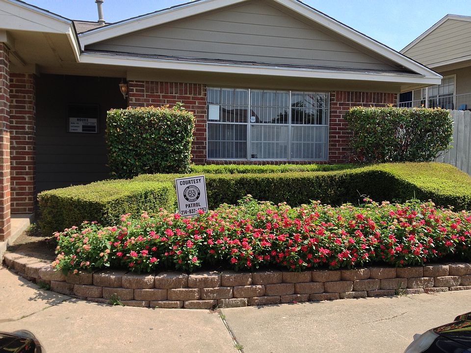 2nd image of 4406 Ambassador Way APT 216