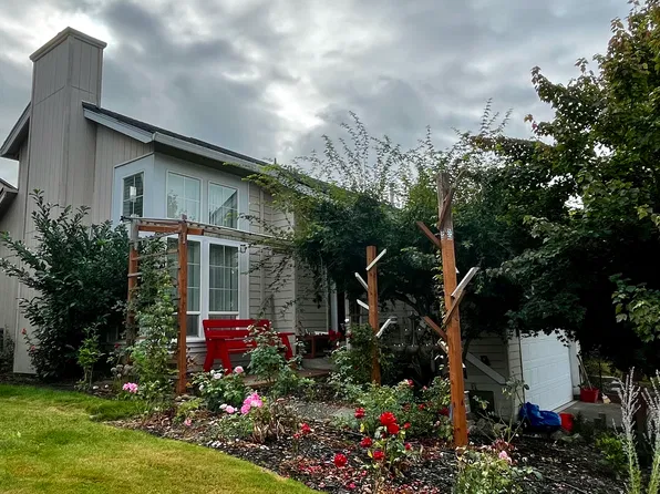 23224 SW Orchard Heights Pl, Sherwood, OR 97140