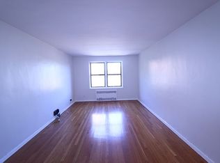 98-30 67th Ave #3-R, Rego Park, NY 11374