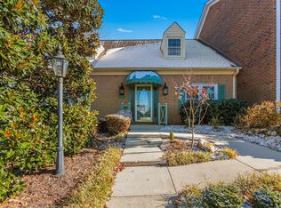 3722 Moss Creek Dr, Greensboro, NC 27410