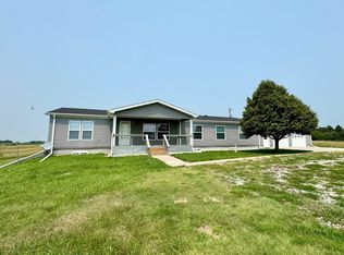 10580 Sartoria Rd, Kearney, NE 68845