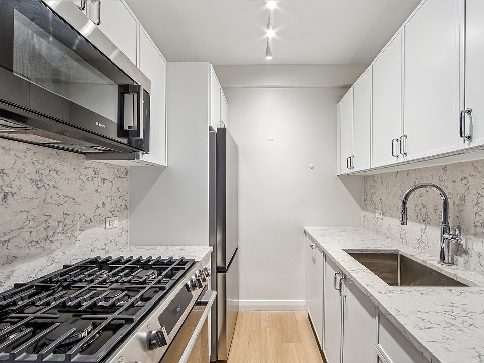 1st image of 85 E End Ave APT 3M