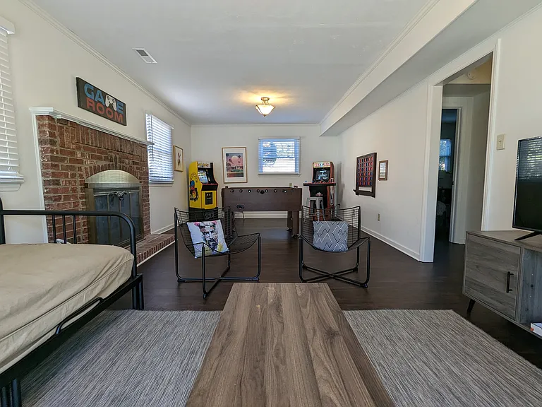 8822 Nottoway Dr — Photo 33