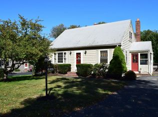 40 1/2 Davis St, Taunton, MA 02780